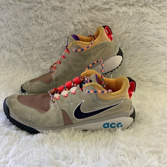 Nike ACG,Men,Multi-Color,Short Top Sneakers. Size-11 - Picture 1 of 8